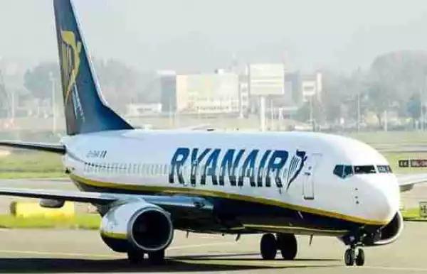 9 Kicked Out Of Ryanair Flight After One Jokingly Shouted ‘Allahu Akbar’ 